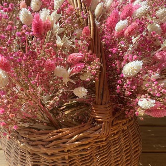 Panier de fleurs séchées