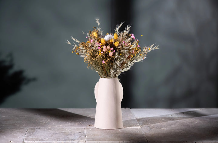 Vase en bois pour fleurs séchées